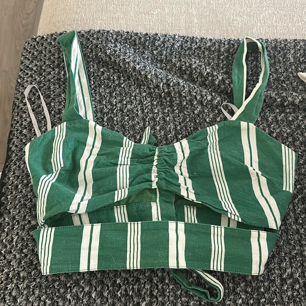 Lovers and friends crop top size small